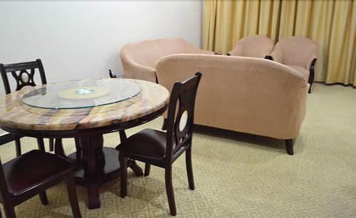 Hotel Gloria Inn, Room