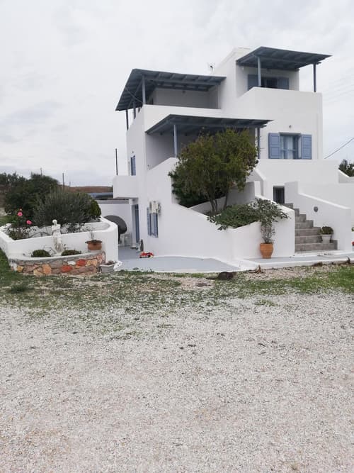 Antonis Rooms, General view