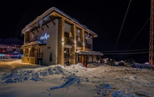 Good Aura Hotel, General view