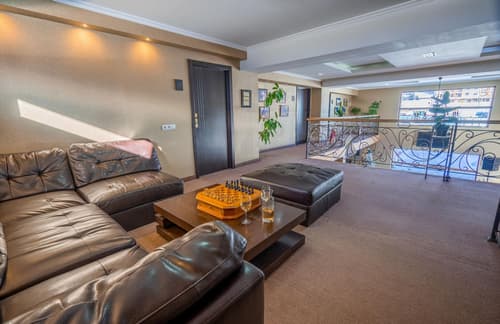 Good Aura Hotel, Lobby