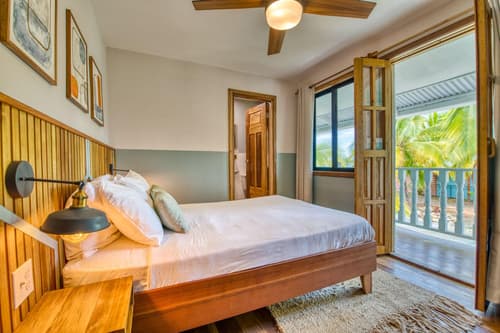 Bambuda Bocas Town, Room
