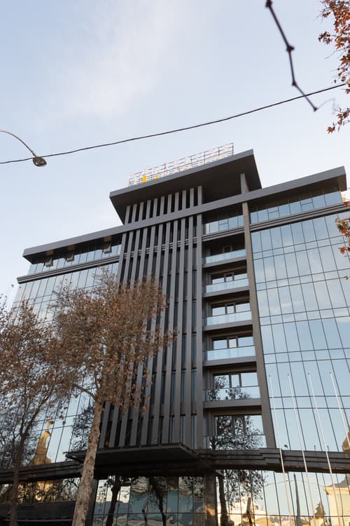 Mir Luxe Plaza, General view