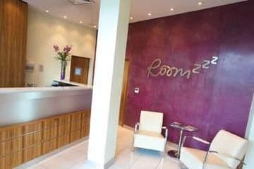 Aparthotel Roomzzz Leeds Citywest, 