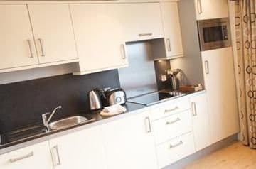 Aparthotel Roomzzz Leeds Citywest, 