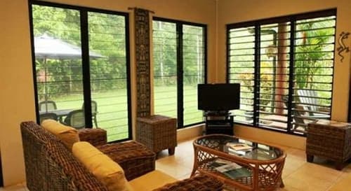 Thornton Beach Bungalows, 