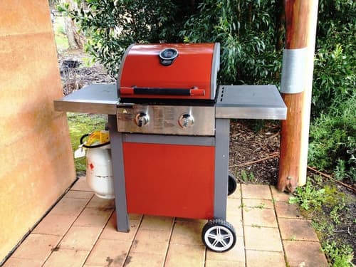 Pemberton Lake View Chalets, 