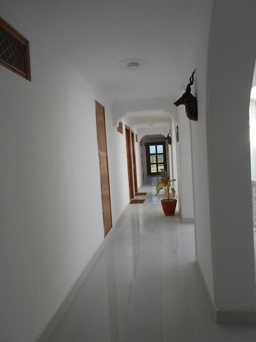 Hotel Isabel Palace, 