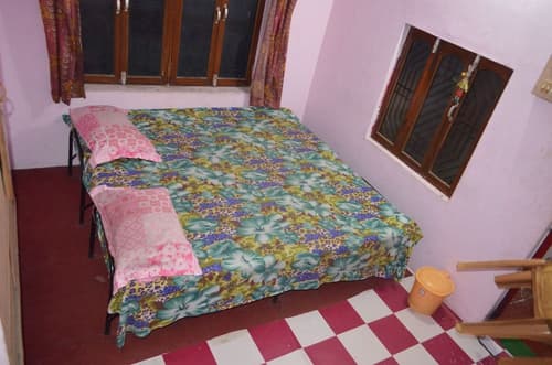 Somit Paying Guest House, 
