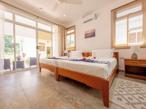 Macmillan's Holiday Villas, 