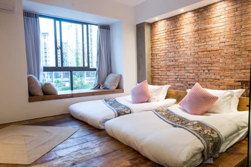 Xiyi Inn Tianmen Mountian, 