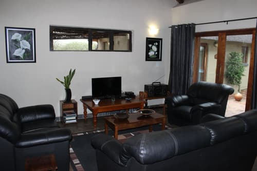 Woodpecker Lodge B&B, 