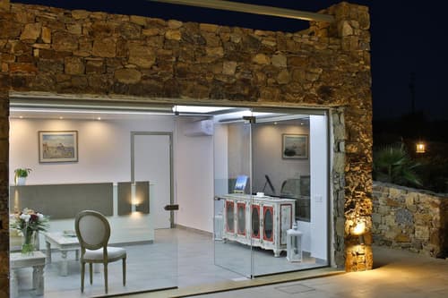 Niriides Homes & Villas, 