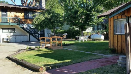 Kern Riverfront Lodge, 