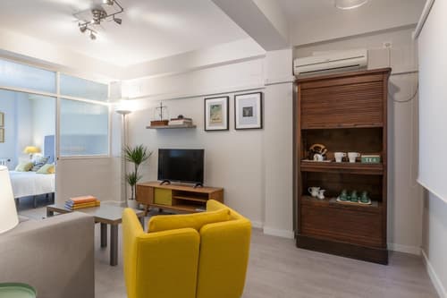 Atelier Plaza Nueva Plus, 