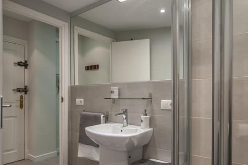 Atelier Plaza Nueva Plus, 