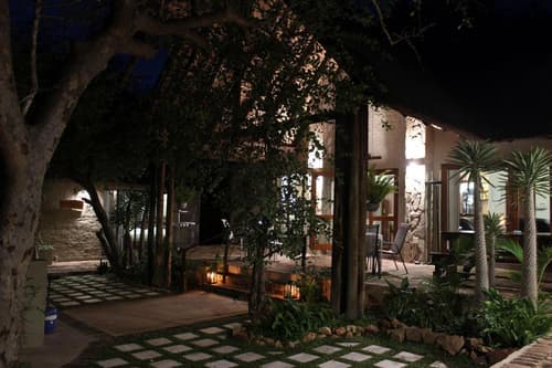 Woodpecker Lodge B&B, 