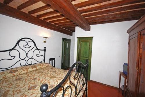 A La Casa Dei Potenti, 