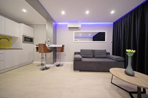City Marine Luxury Apartments, 