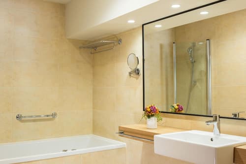 Korona, Resort & Entertainment, 