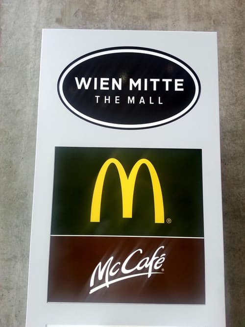 KIBI Rooms self check-in, 