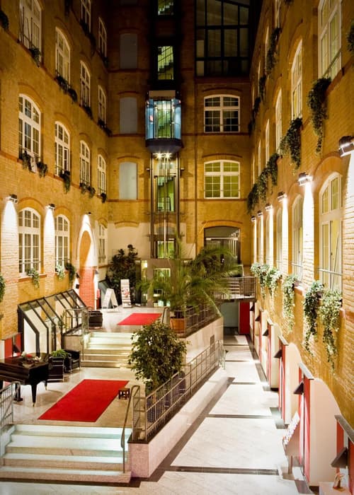 Singer109 Hostel, Hotel & Apartment, 