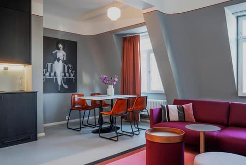 The Apartments Company - The Sweet, 