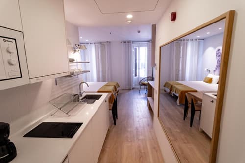 Plaza Mayor Suites & Apartments, 