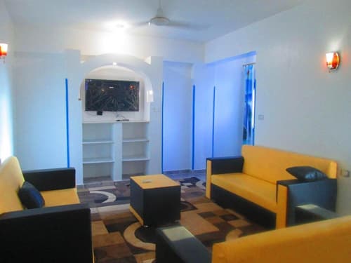 Moon Valley Apartments, 