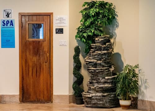 Hotel et Motel Le Chateauguay, 