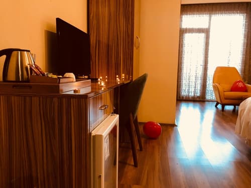 Tehran Boutique Hotel, 