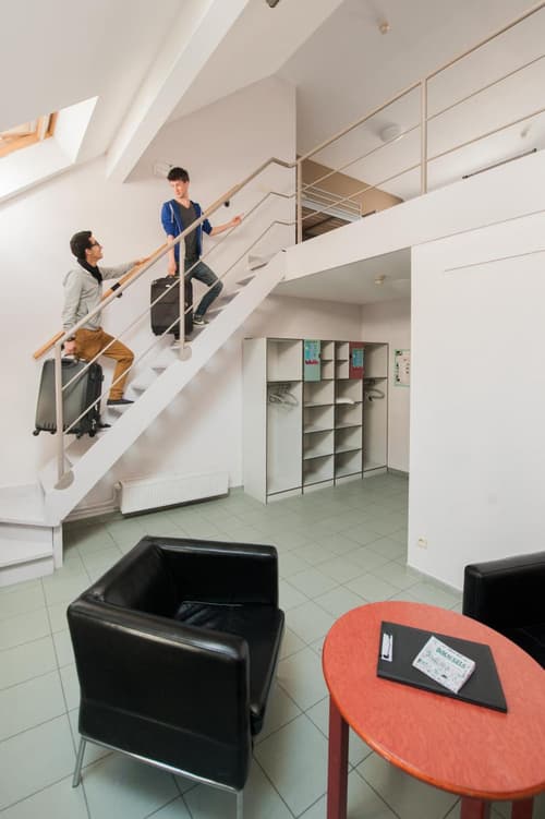 HI Brussels Jacques Brel Hostel, 