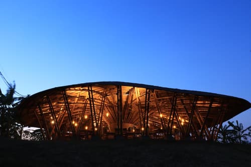 Hanchey Bamboo Resort, 