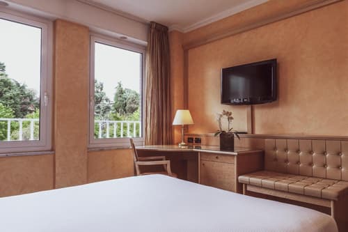 Agora' Palace Hotel, 