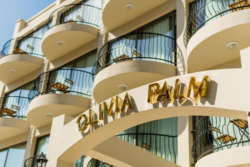 Olivia Palm Hotel, 