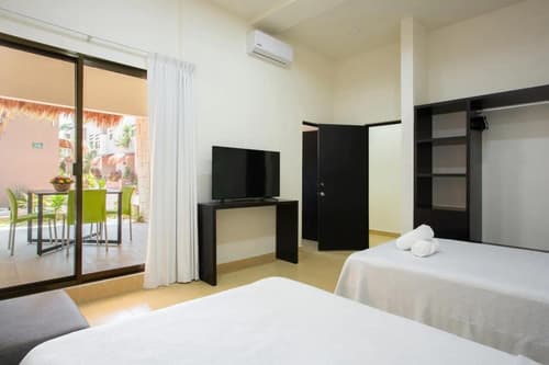 Casa Kaoba Hotel & Suites, 