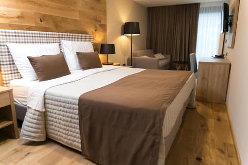 Korona, Resort & Entertainment, 