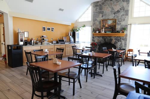 The Lodge at Jackson Village, 