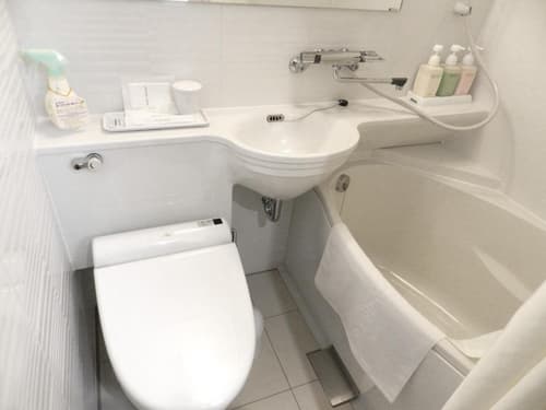 Check in Shijokarasuma, 