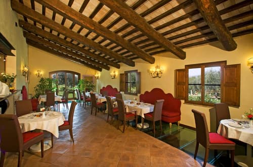 Sovana Hotel & Resort, 