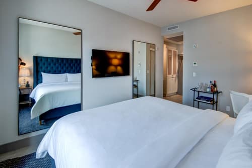 The Plymouth South Beach, 