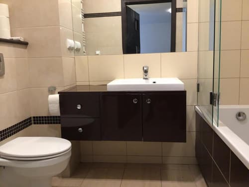 Platinum Towers Hotel Apartments, 