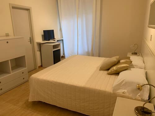 G&D Hotel Deanna Pool&Brunch, 