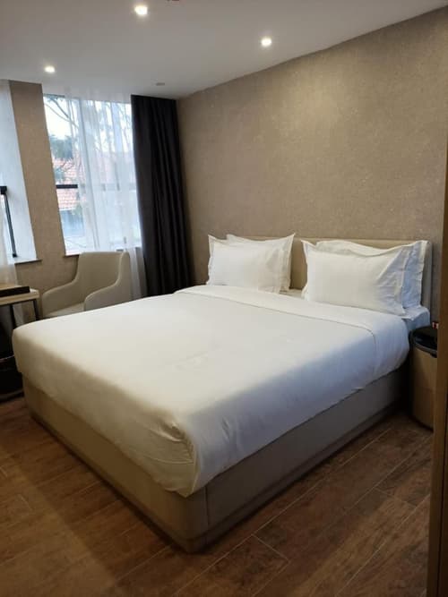 La Maison Royale South C, 