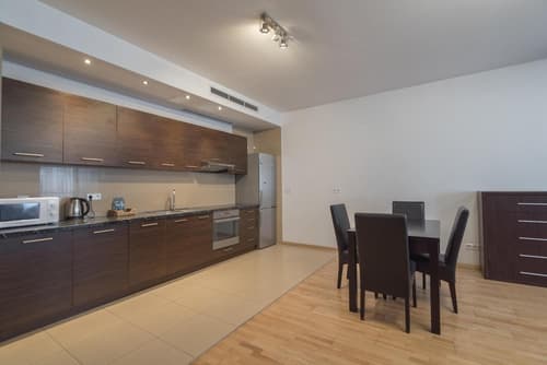 Platinum Towers Hotel Apartments, 