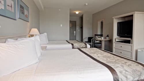 Quarterdeck Inn Port Hardy, 