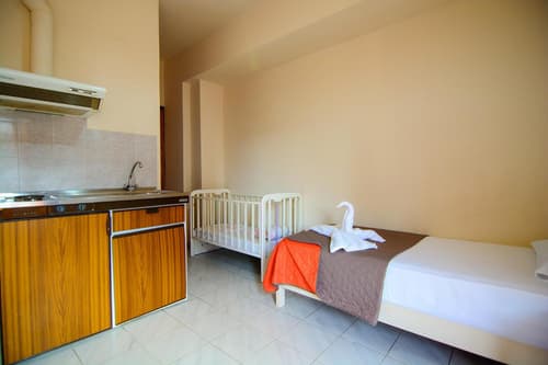 Scorpios Family Rooms, 