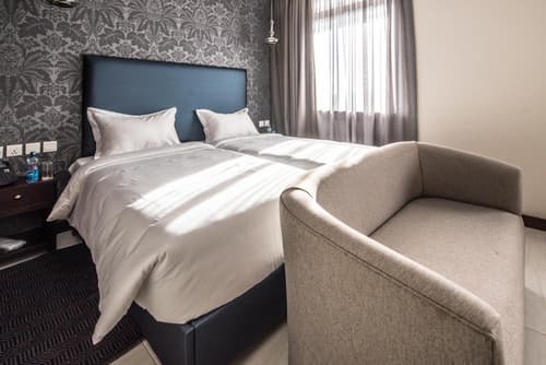 Glam Hotel Nairobi - Near Westgate Mall, Westlands, 