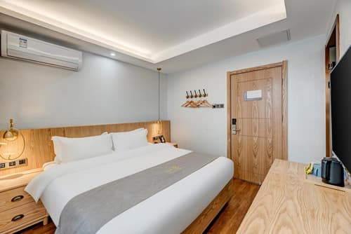 Happy Dragon City Culture Hotel Beijing Forbidden City Wang Fu Jing Street, 