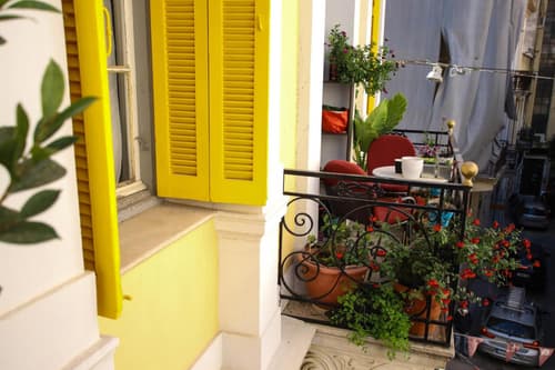 The monumental house, 