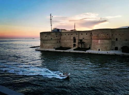 Castello Aragonese Suites, 